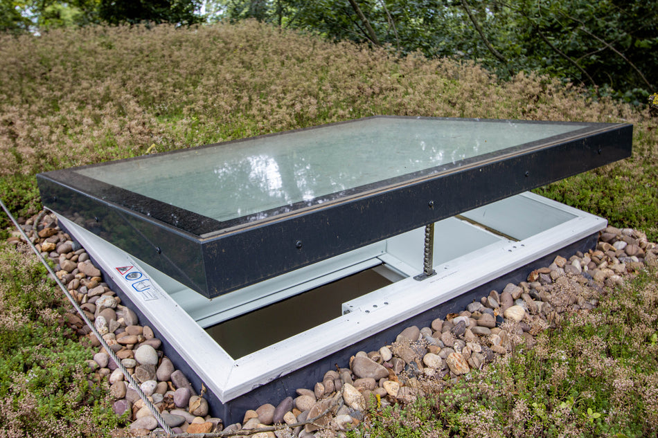Lunaglaze Alu Electric Hinged Glass Rooflight to Suit a Builders Kerb