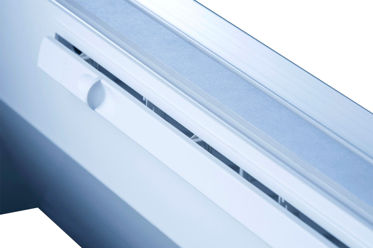 R&S Trickle Vents - Rooflights & Skylights