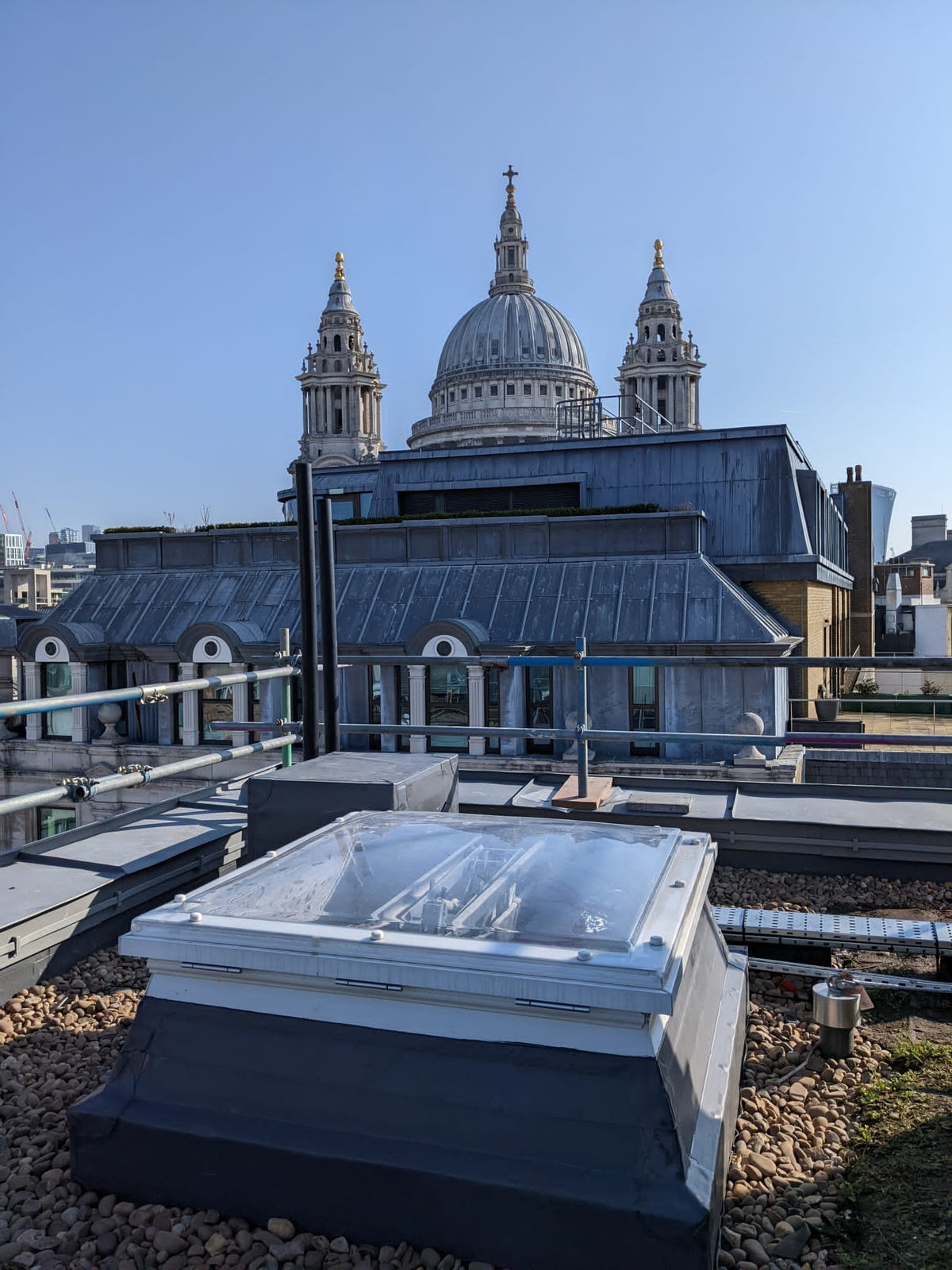 Mardome Trade Smoke Vent Rooflight with PVC Kerb - Rooflights & Skylights